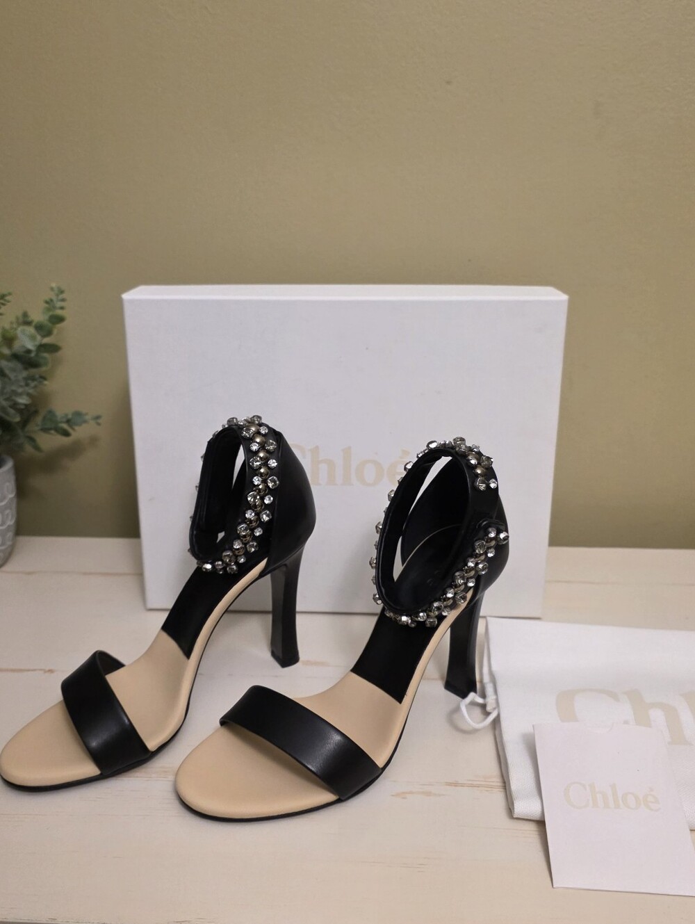 Chloé | Black Leather Fanny Embellished Ankle-Strap Sandals Sz 37